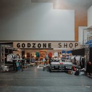 Godzone shop na Godzone konferencii